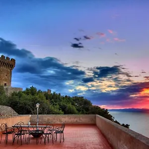 Castello Di A Mare Populonia